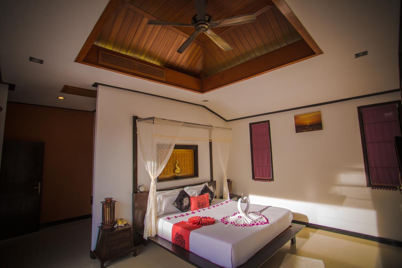 The Iris Pool Villa Rawai الغرفة الصورة